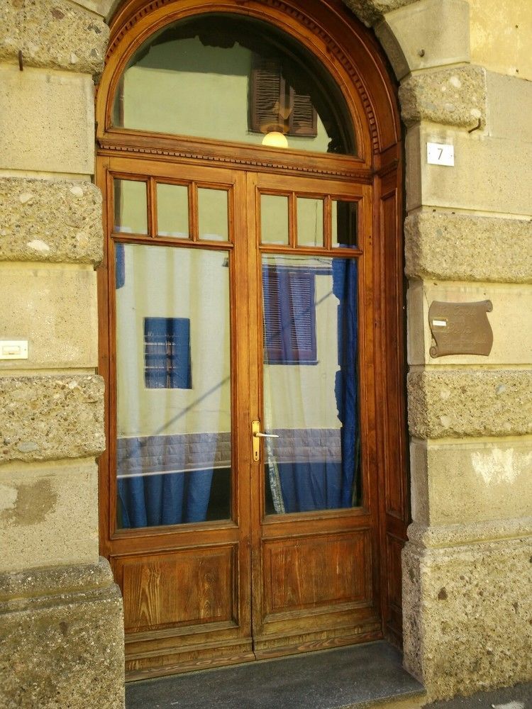 La Corte Del Poeta Hotel Buscate Exterior foto